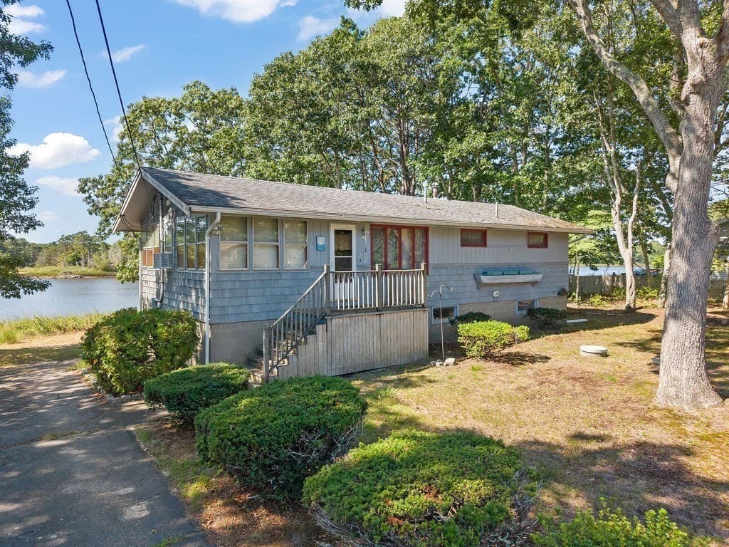 Single Family Residence at 6 Sandpiper Terrace, Wareham MA 02571, Wareham, photo 2 of 20