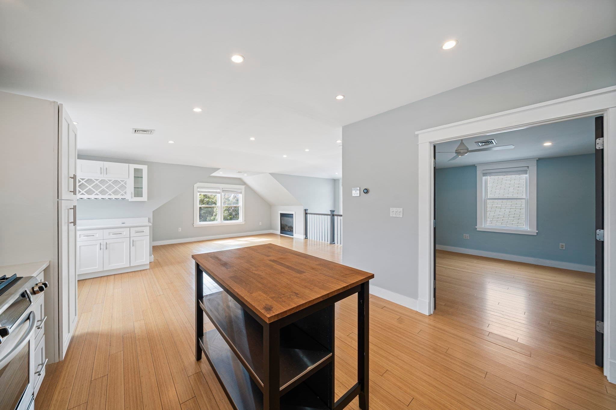 Condominium at 23 Cheverus Rd # 3, Boston MA 02124, photo 5 of 27