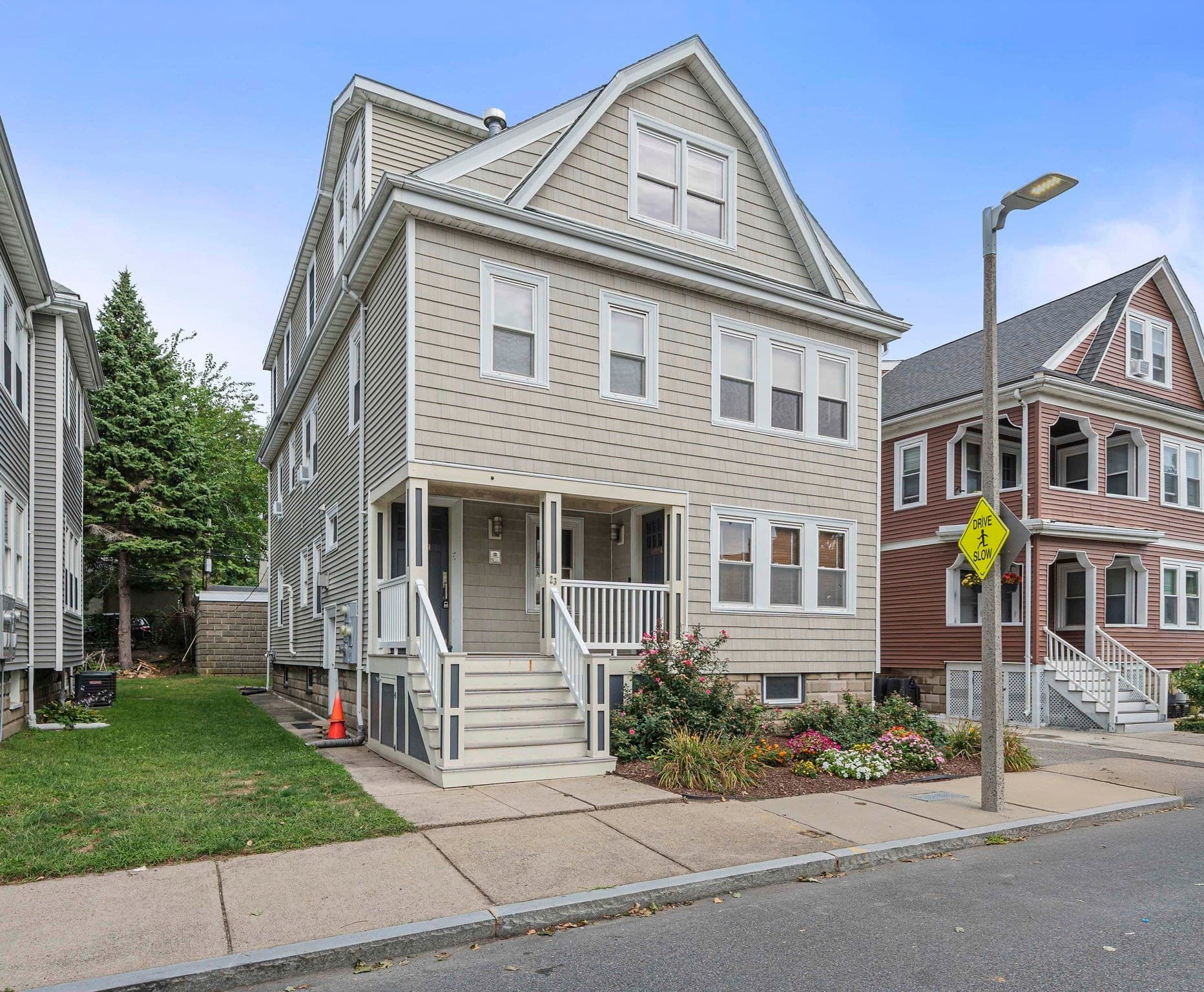 Condominium at 23 Cheverus Rd # 3, Boston MA 02124, photo 25 of 27