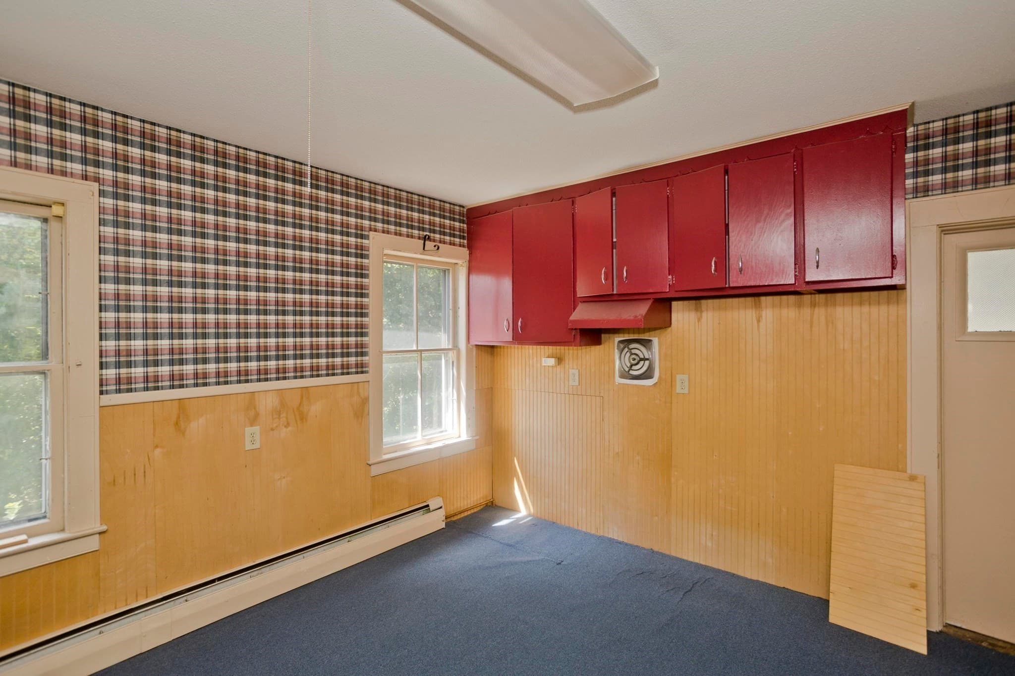 Single Family Residence at 137 Sheridan St., Chicopee MA 01020, Chicopee, photo 27 of 33