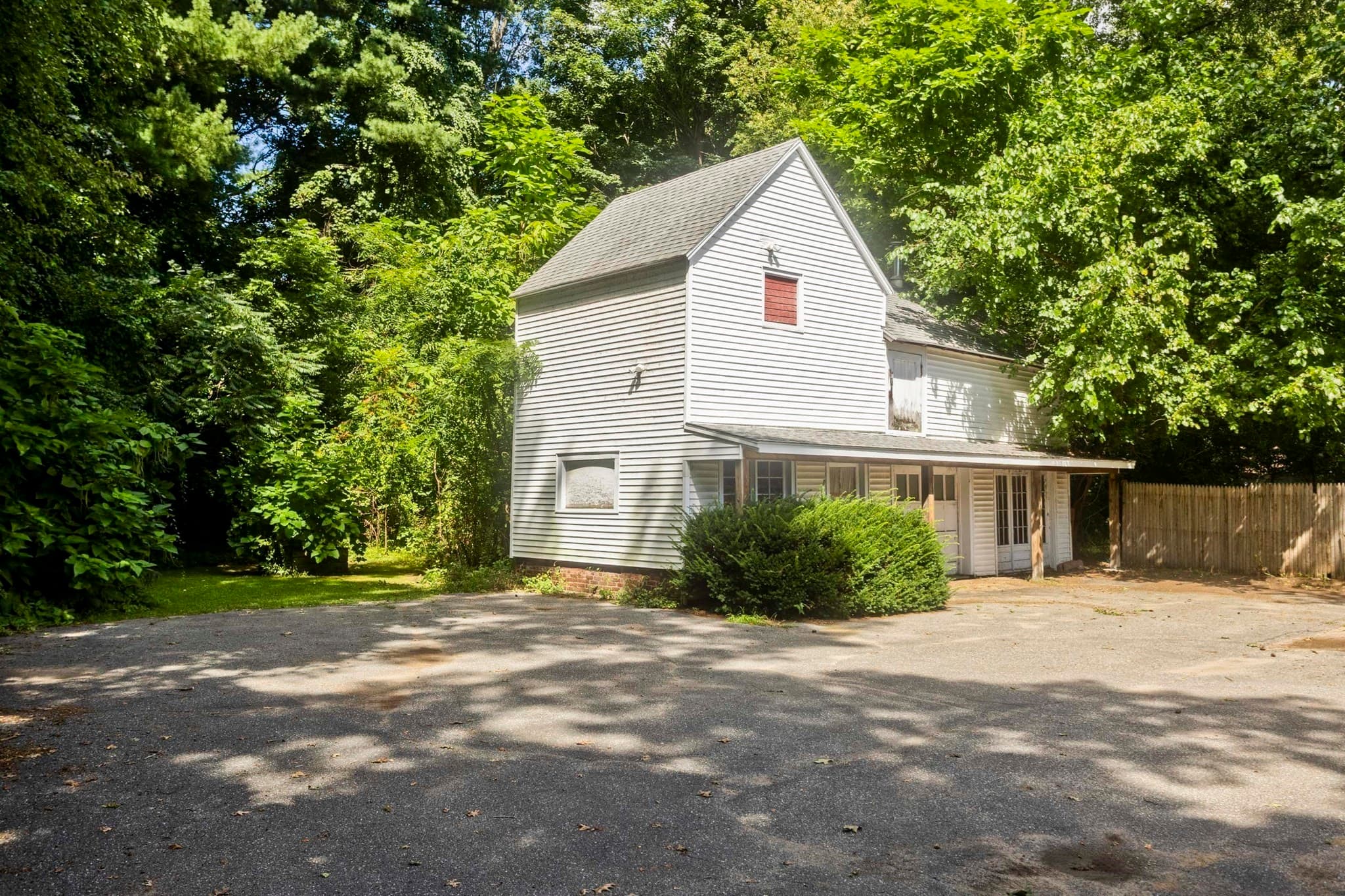 Single Family Residence at 137 Sheridan St., Chicopee MA 01020, Chicopee, photo 30 of 33