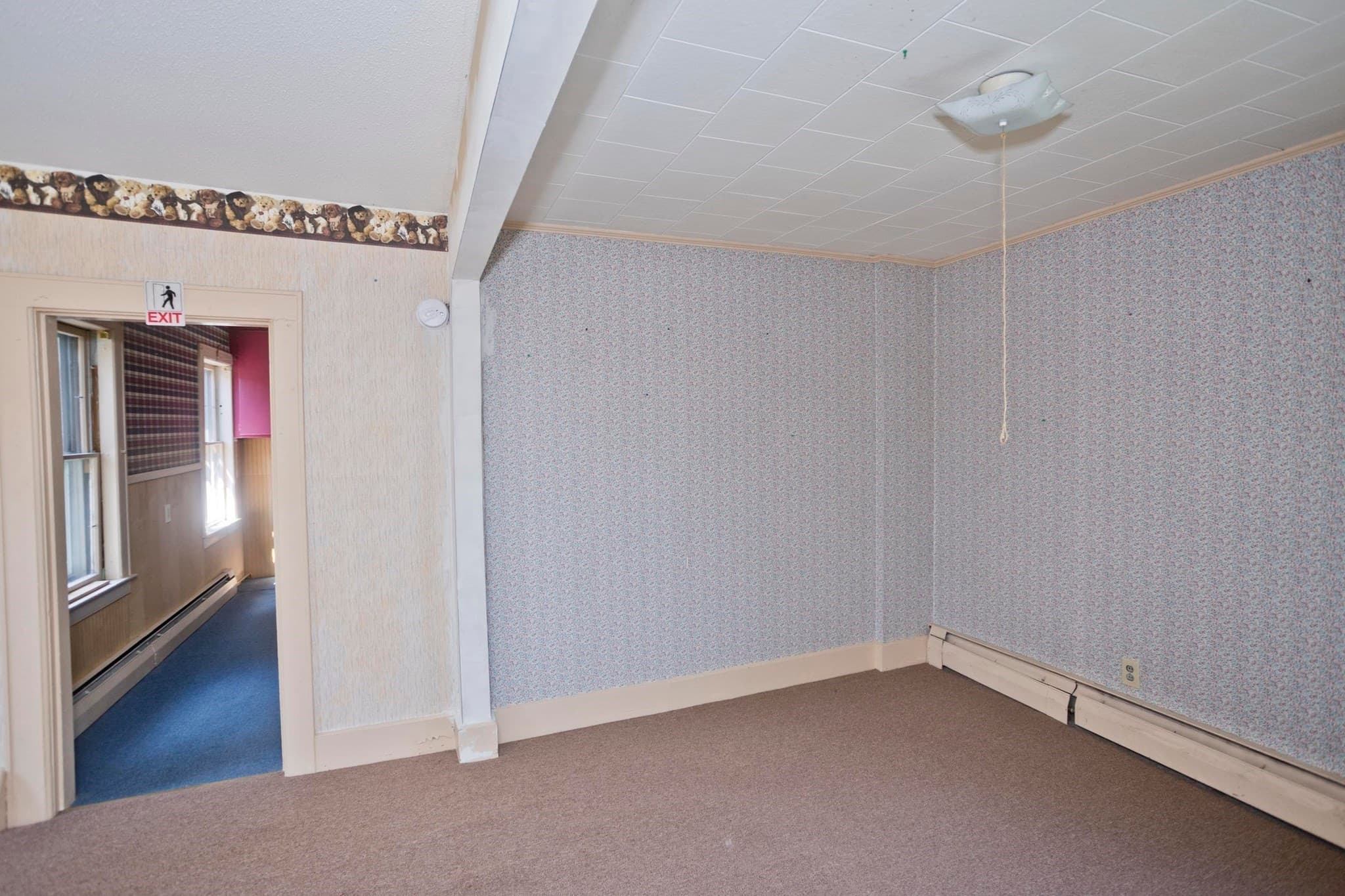 Single Family Residence at 137 Sheridan St., Chicopee MA 01020, Chicopee, photo 25 of 33