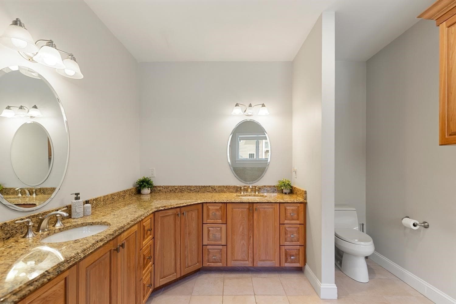 Single Family Residence at 30 Hampden Ave, Burlington MA 01803, Burlington, photo 23 of 33