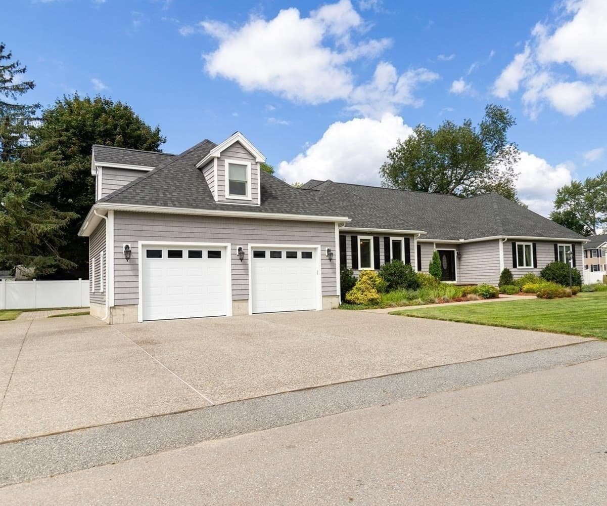 Single Family Residence at 30 Hampden Ave, Burlington MA 01803, Burlington, photo 30 of 33