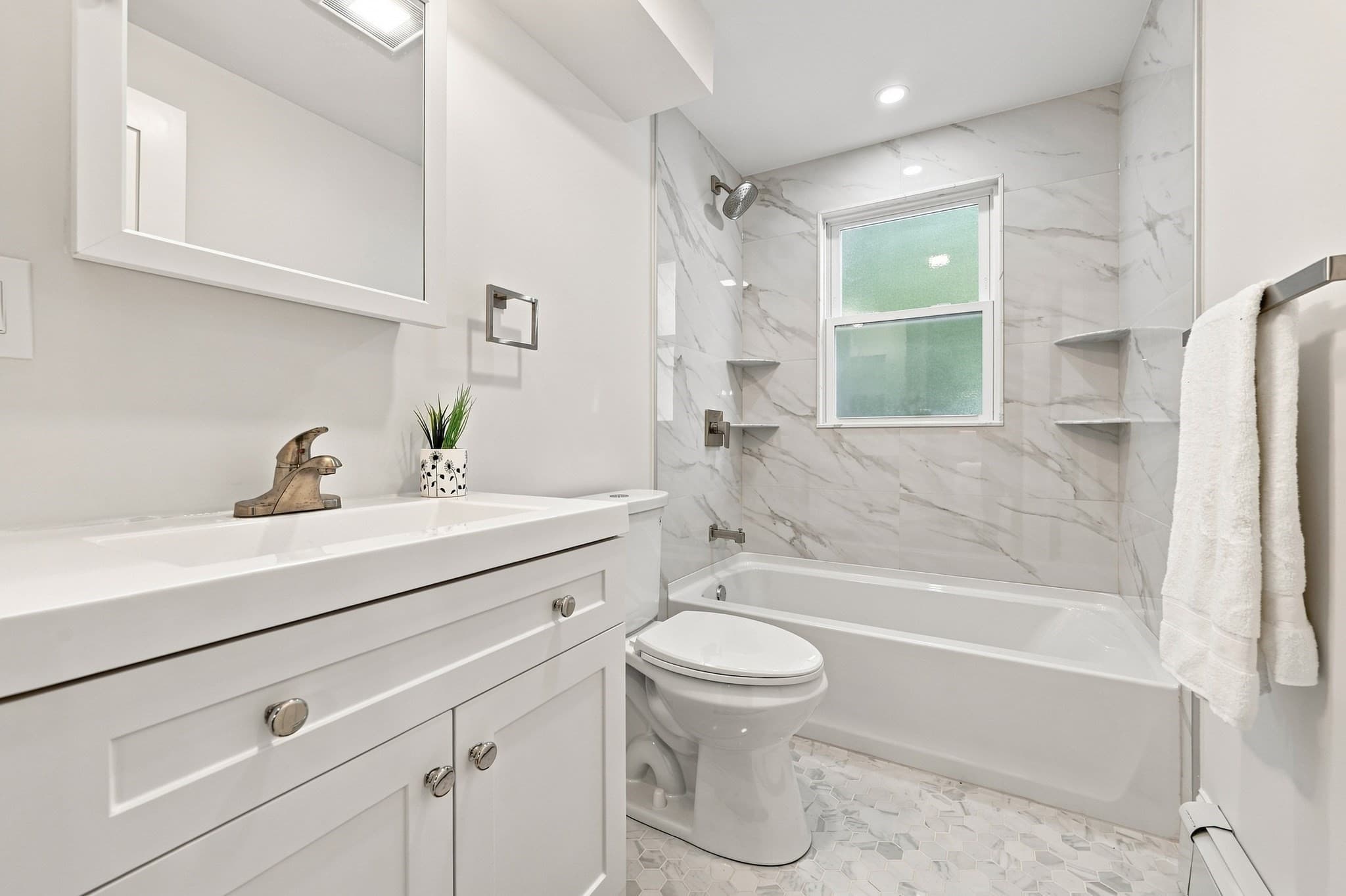 Single Family Residence at 121 Elm St, North Reading MA 01864, North Reading, photo 18 of 34