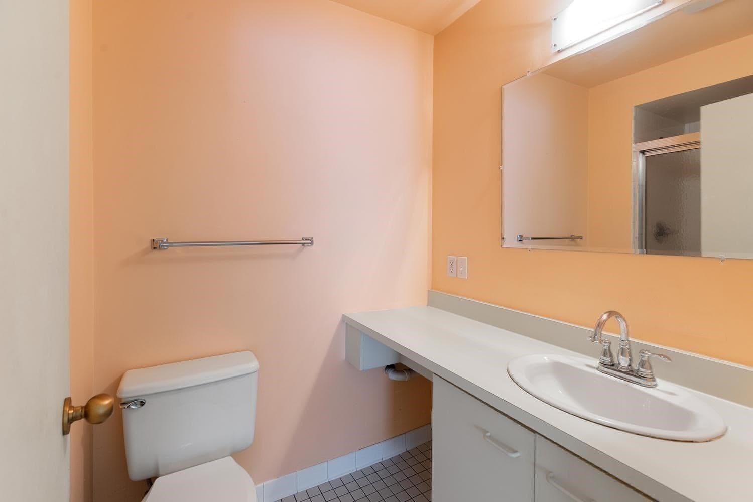Condominium at 4 Summit Drive # 504, Reading MA 01867, Reading, photo 27 of 30
