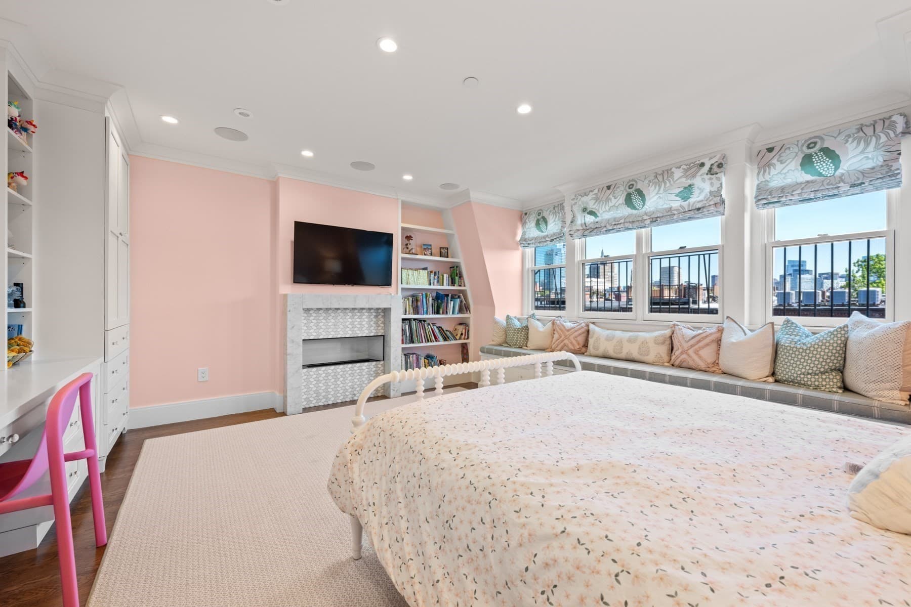 Single Family Residence at 21 Rutland Square, Boston MA 02118, Boston, photo 25 of 39