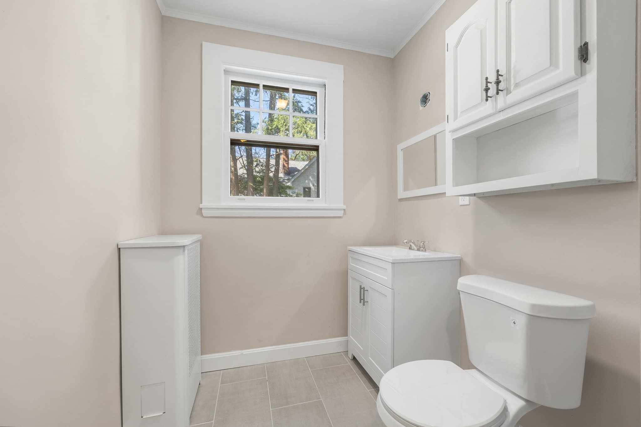 Condominium at 56 Vinton Street # 3, Melrose MA 02176, Melrose, photo 12 of 23