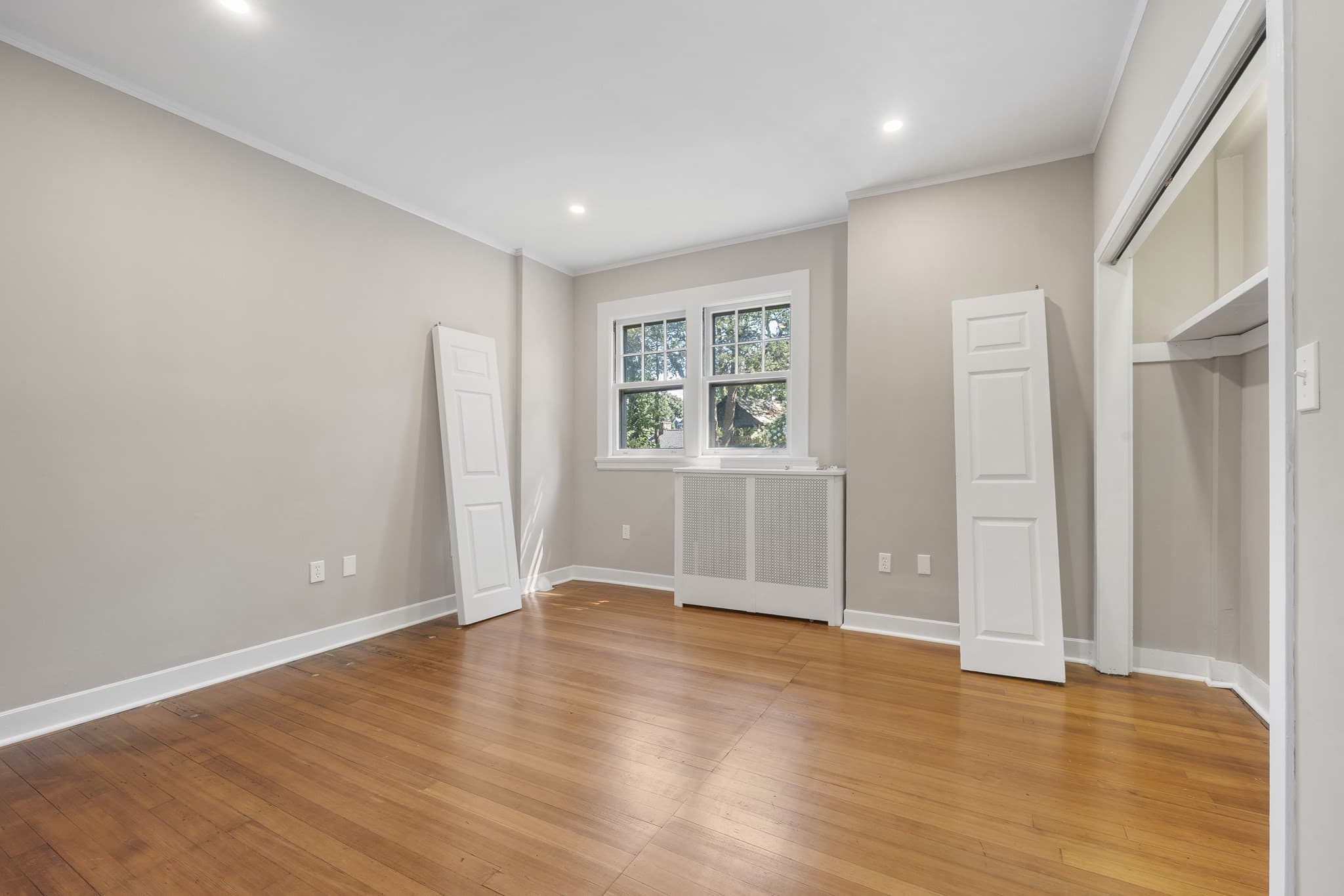 Condominium at 56 Vinton Street # 3, Melrose MA 02176, Melrose, photo 8 of 23