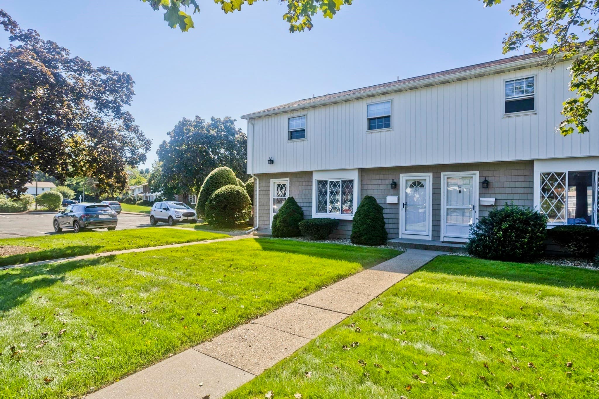 Condominium at 212 Blisswood Village Dr # 212, Ludlow MA 01056, Ludlow, photo 22 of 25