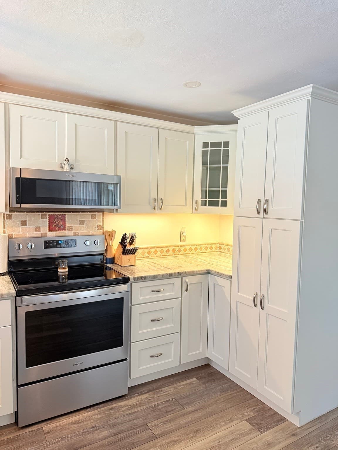 Condominium at 870 Landry Ave # 8, North Attleboro MA 02760, North Attleboro, photo 5 of 20