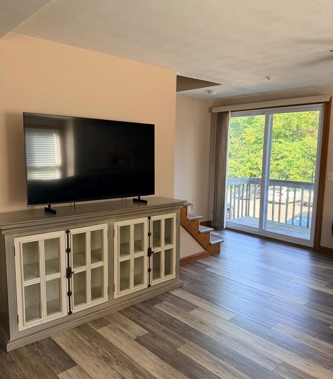 Condominium at 870 Landry Ave # 8, North Attleboro MA 02760, North Attleboro, photo 9 of 20