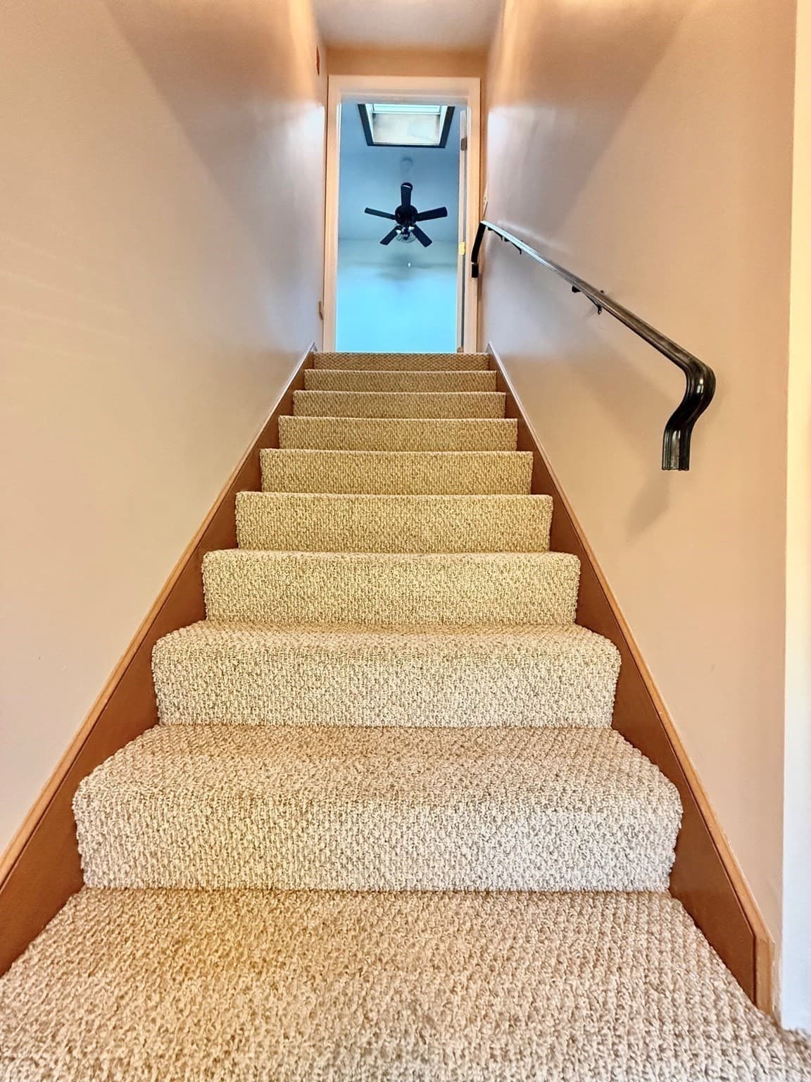 Condominium at 870 Landry Ave # 8, North Attleboro MA 02760, North Attleboro, photo 15 of 20