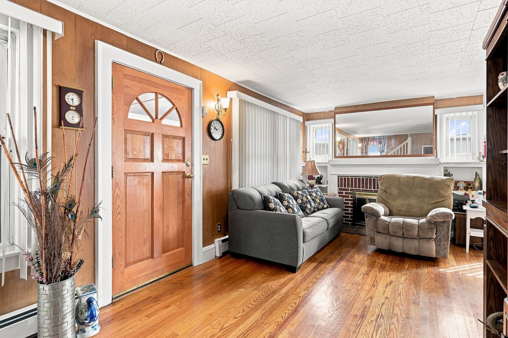 Single Family Residence at 764 Allen St, Springfield MA 01118, Springfield, photo 9 of 38
