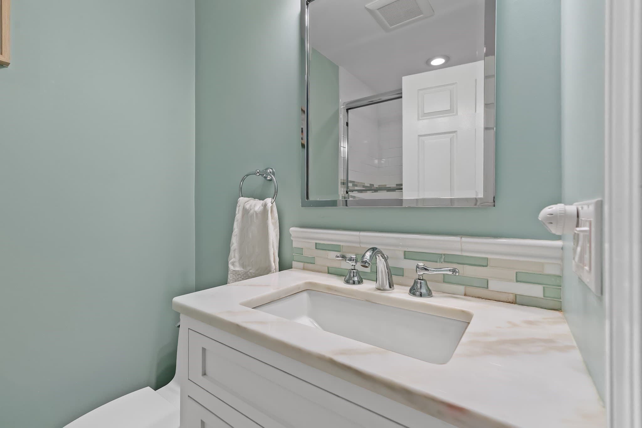 Condominium at 30 Pleasant Street # 30, Wellesley MA 02482, Wellesley, photo 22 of 34