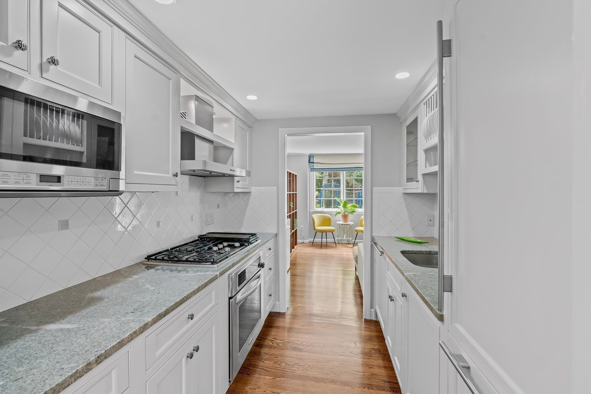Condominium at 30 Pleasant Street # 30, Wellesley MA 02482, Wellesley, photo 7 of 34