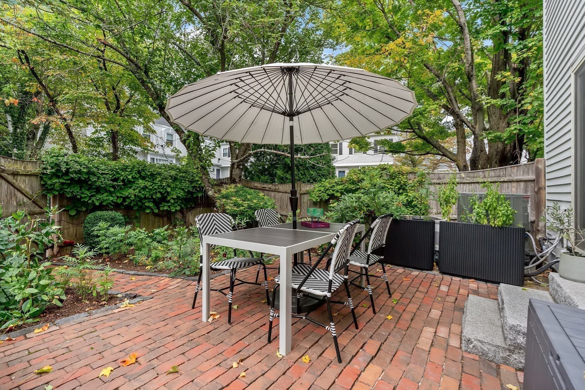 Condominium at 30 Pleasant Street # 30, Wellesley MA 02482, Wellesley, photo 32 of 34