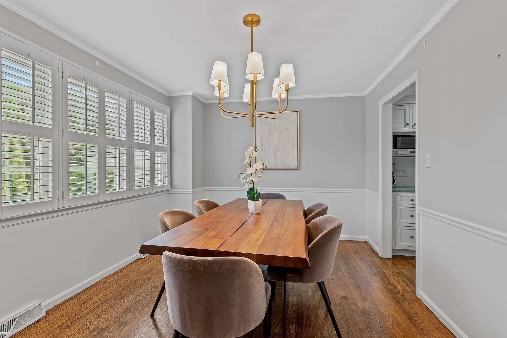 Condominium at 30 Pleasant Street # 30, Wellesley MA 02482, Wellesley, photo 5 of 34