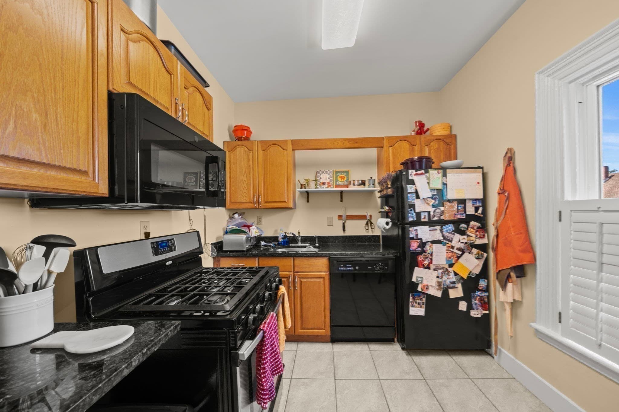 3 Family at 48 Irving Street, Somerville MA 02144, Somerville, photo 20 of 38