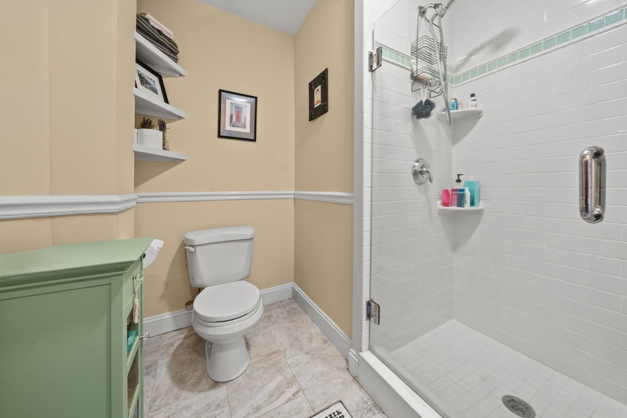 3 Family at 48 Irving Street, Somerville MA 02144, Somerville, photo 18 of 38