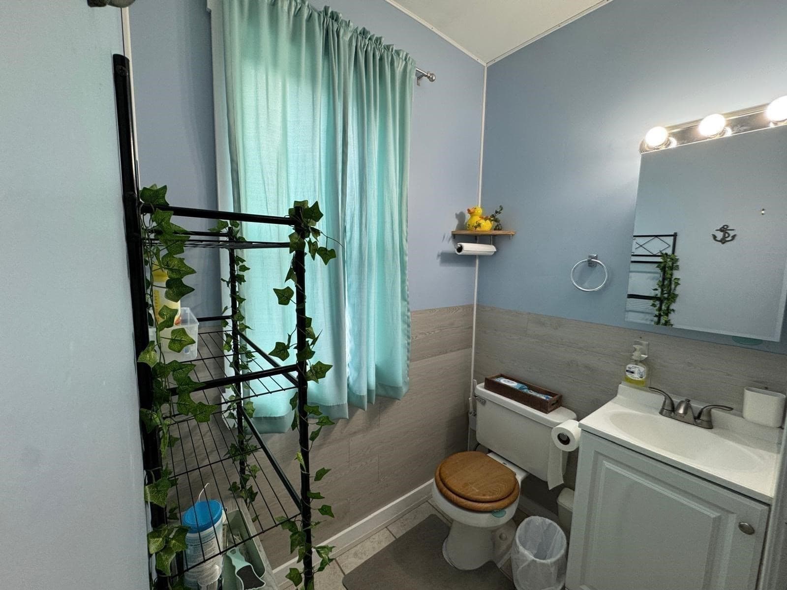 Condominium at 2 Esther Street Unit 2, Worcester MA 01607, Worcester, photo 6 of 31