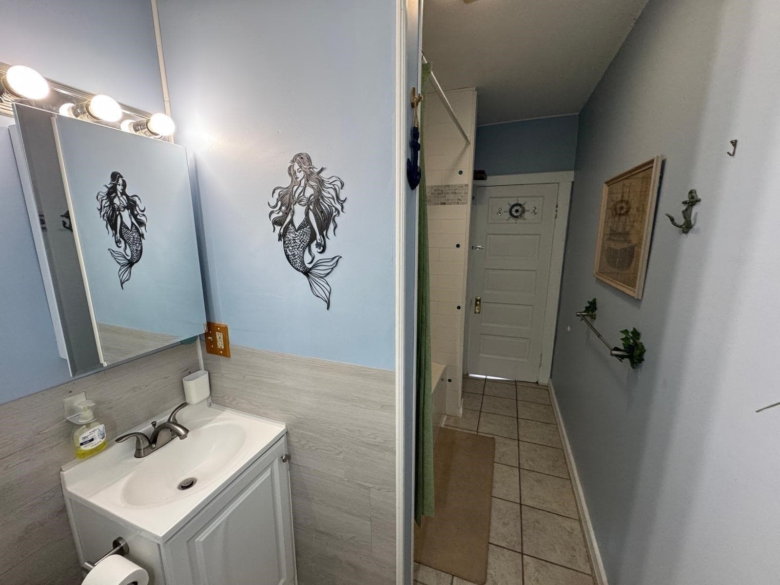 Condominium at 2 Esther Street Unit 2, Worcester MA 01607, Worcester, photo 9 of 31