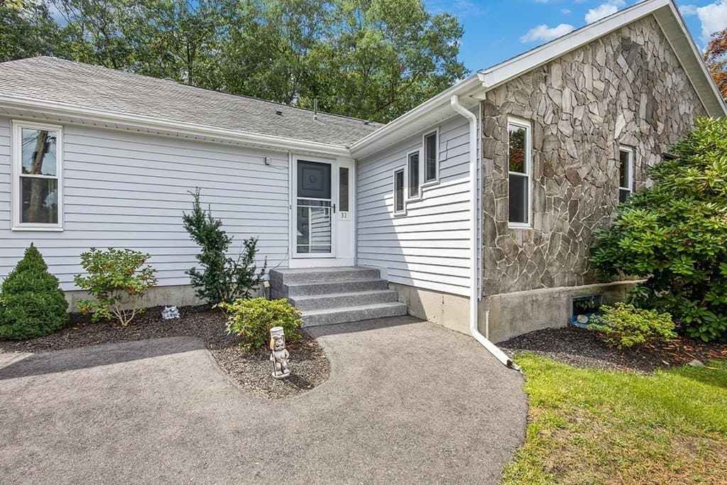 Single Family Residence at 31 Acorn Dr # 31, Randolph MA 02368, photo 3 of 33