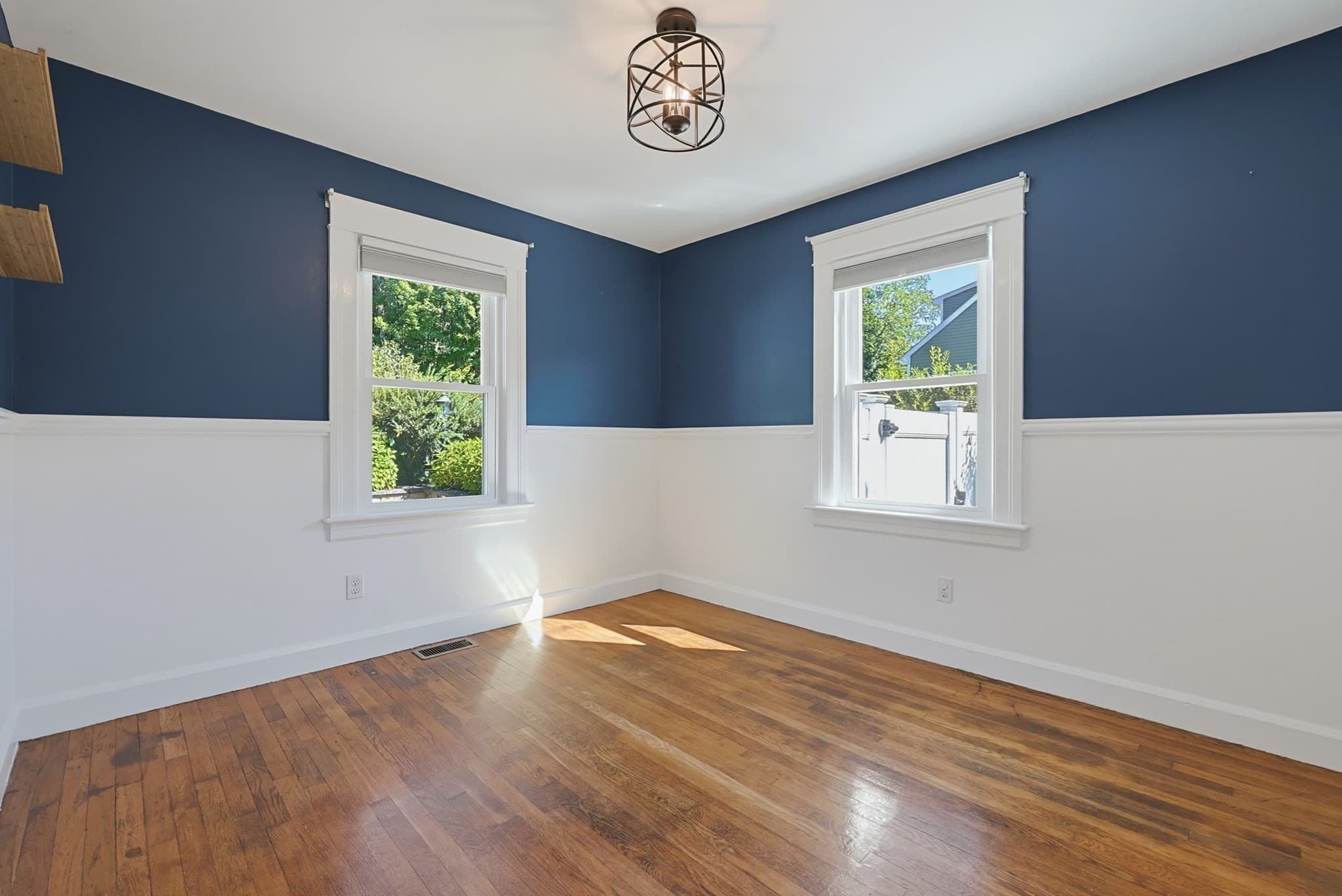 Single Family Residence at 191 Whitins Rd, Sutton MA 01590, Sutton, photo 17 of 37
