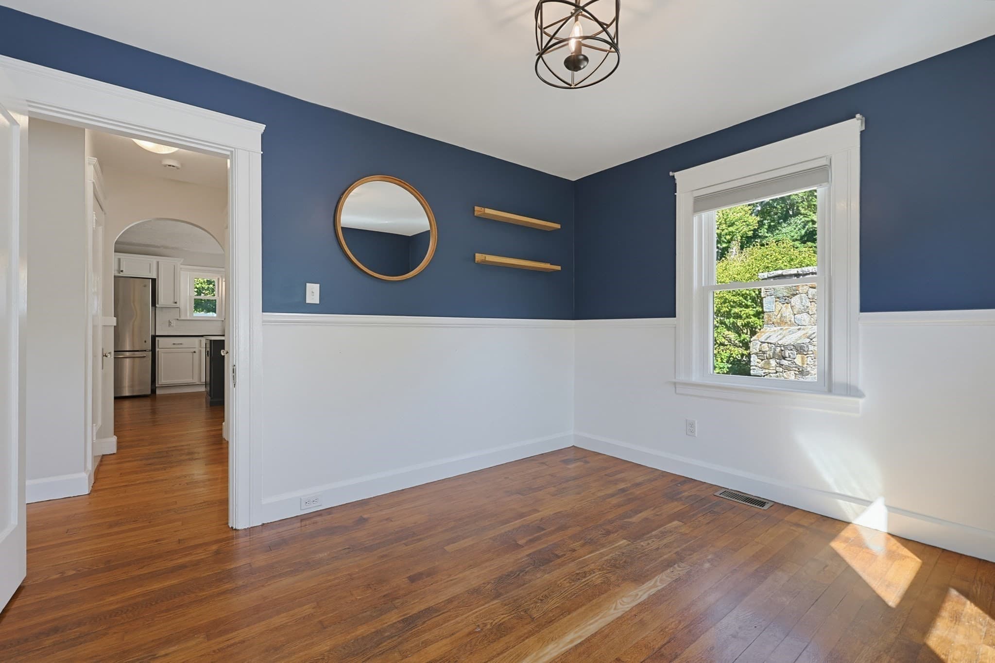 Single Family Residence at 191 Whitins Rd, Sutton MA 01590, Sutton, photo 16 of 37