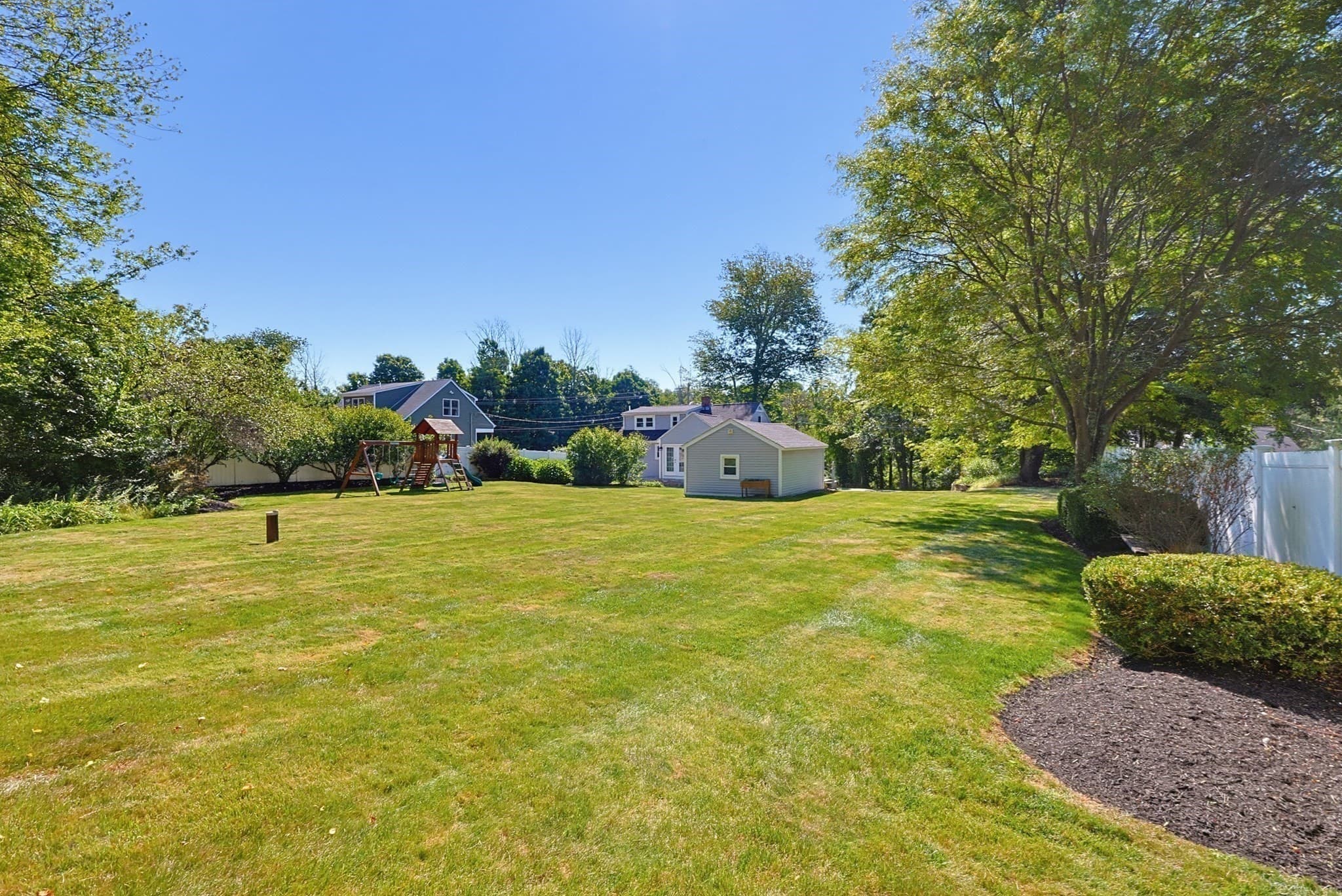 Single Family Residence at 191 Whitins Rd, Sutton MA 01590, Sutton, photo 32 of 37