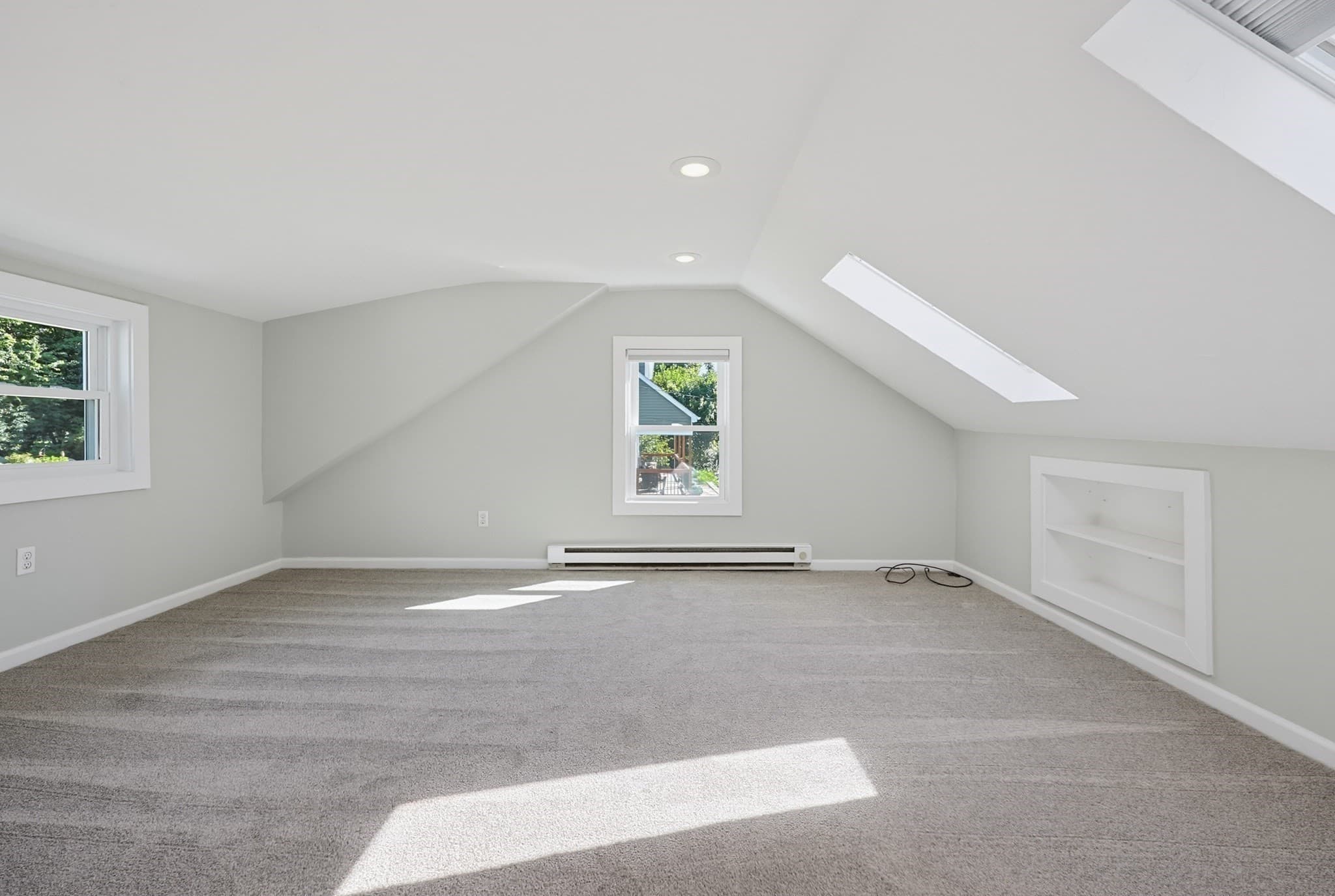 Single Family Residence at 191 Whitins Rd, Sutton MA 01590, Sutton, photo 21 of 37