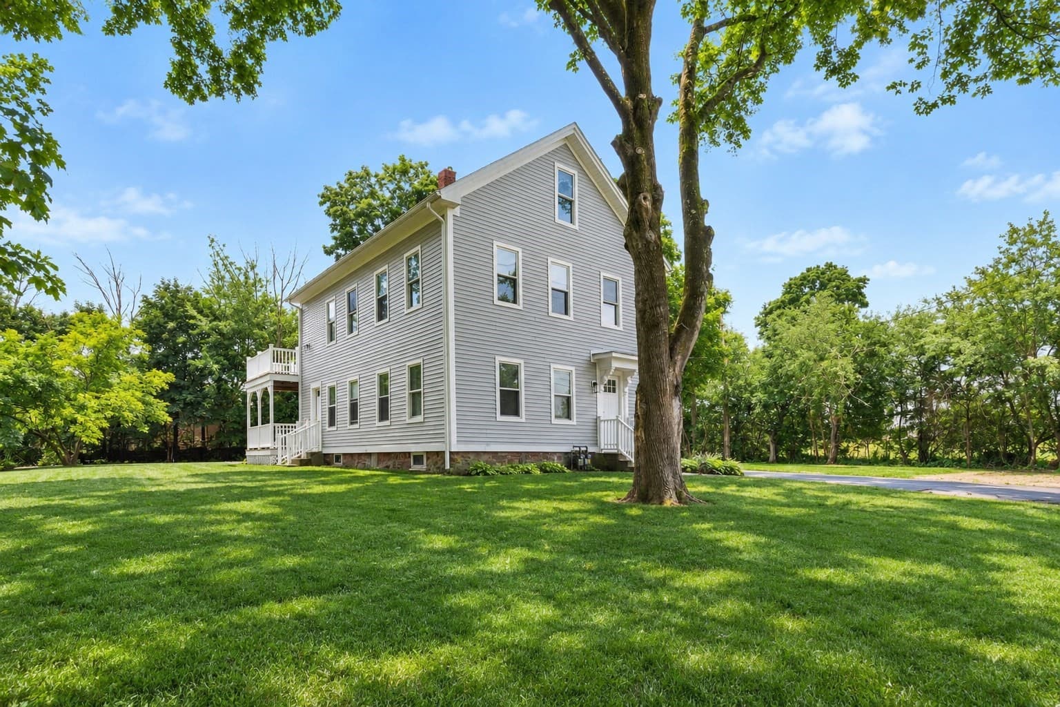Multi Family at 208 High St, North Attleboro MA 02760, North Attleboro, photo 3 of 42