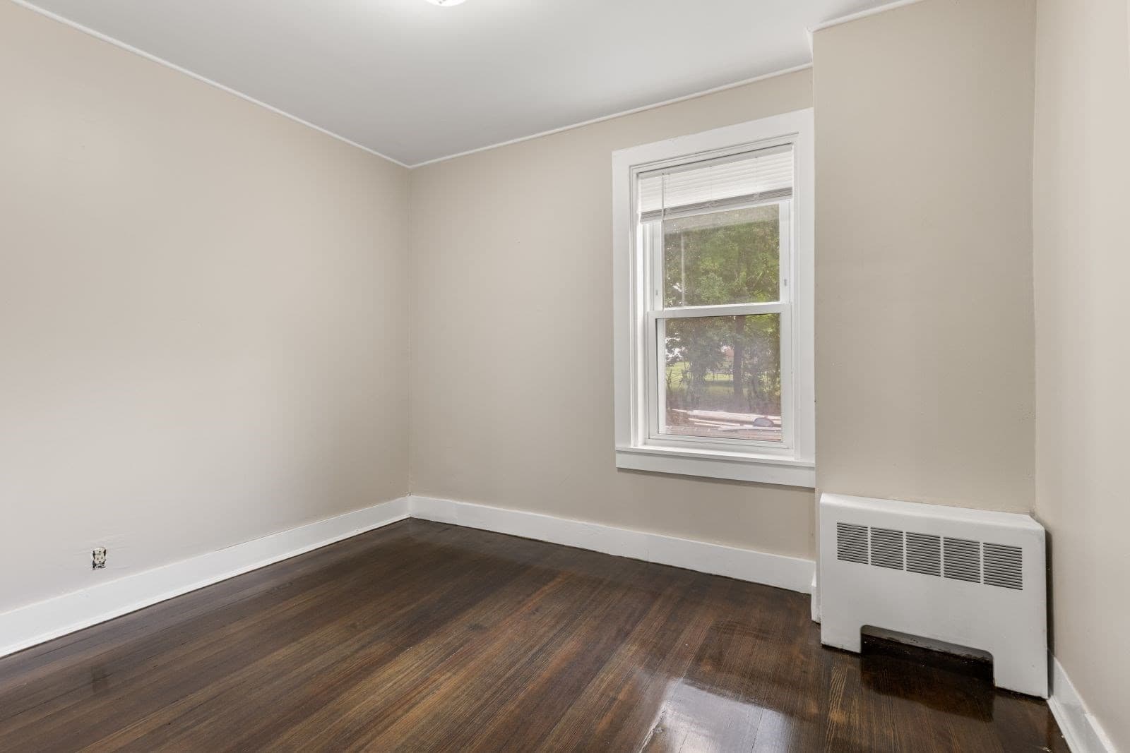 Multi Family at 208 High St, North Attleboro MA 02760, North Attleboro, photo 11 of 42