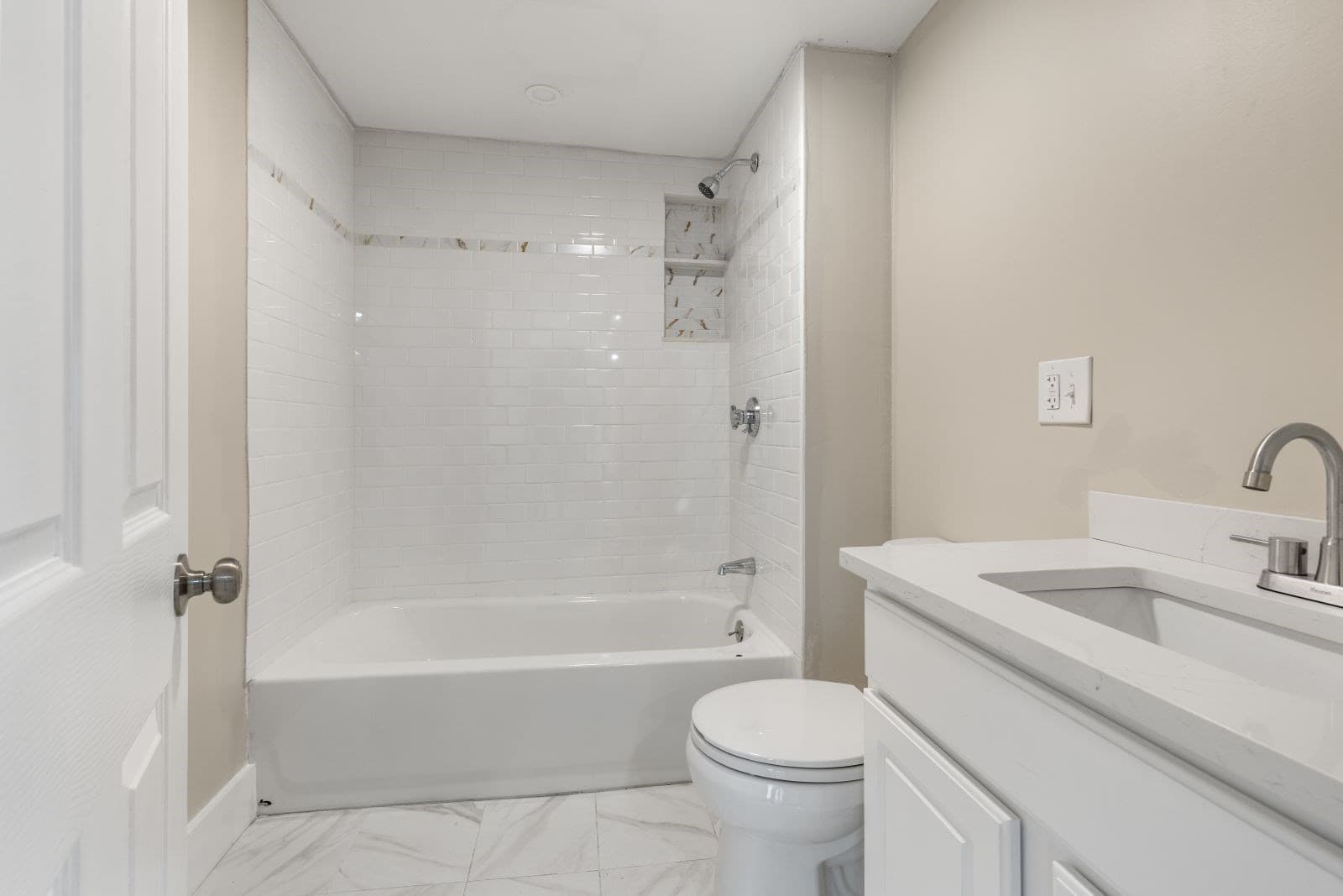 Multi Family at 208 High St, North Attleboro MA 02760, North Attleboro, photo 35 of 42