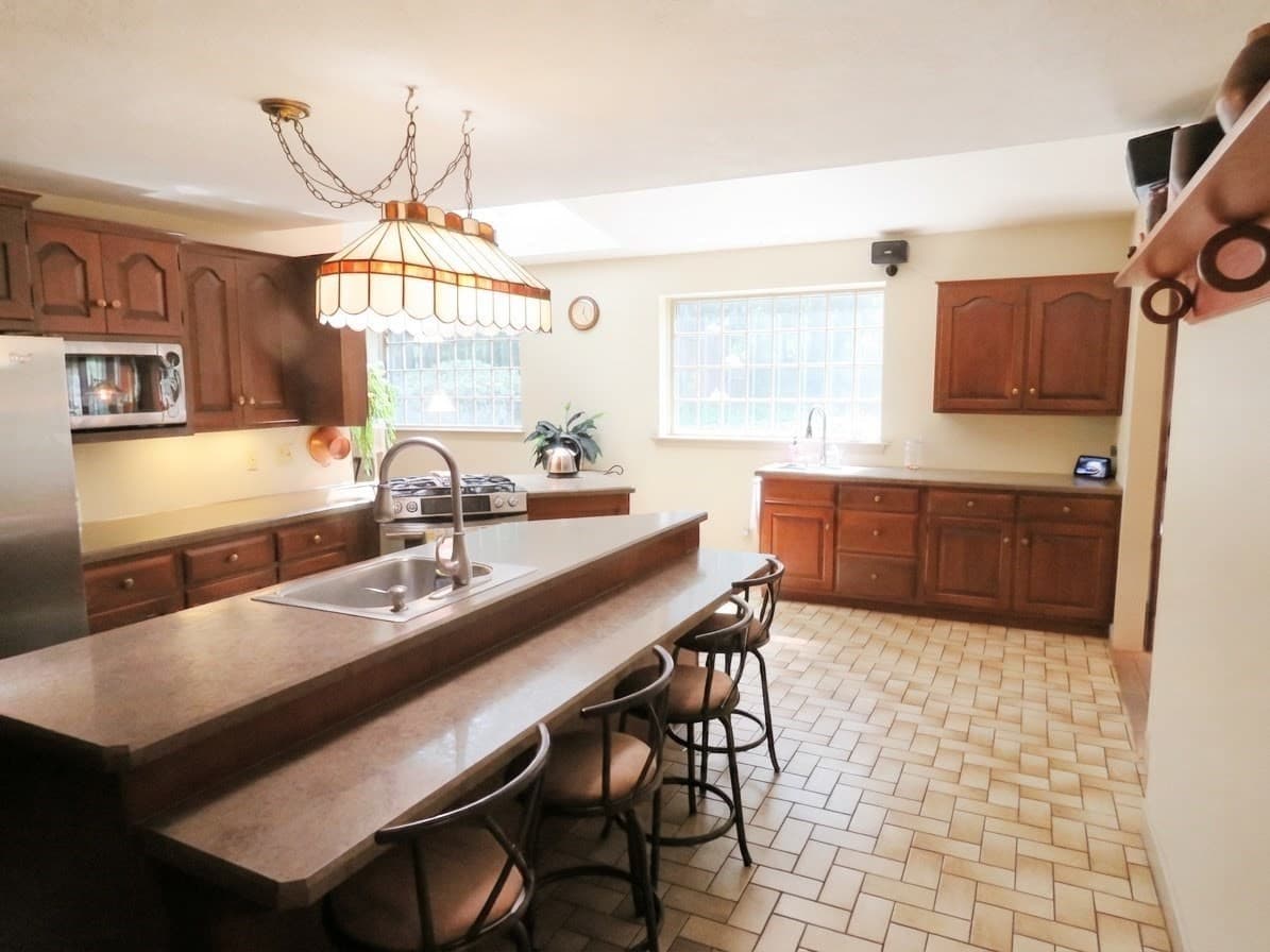 Single Family Residence at 23 Donna Dr, Hanover MA 02339, Hanover, photo 5 of 42