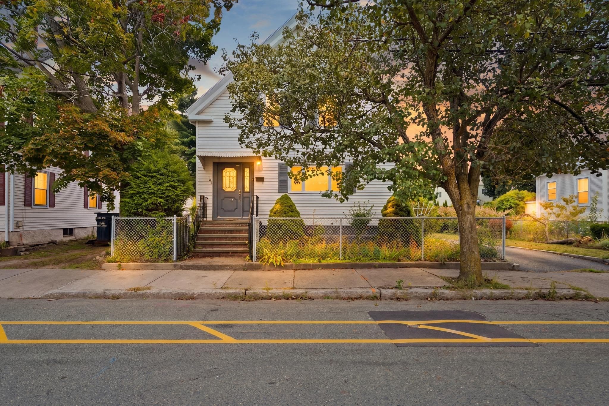 Single Family Residence at 161 Park St, Medford MA 02155, Medford, photo 2 of 40