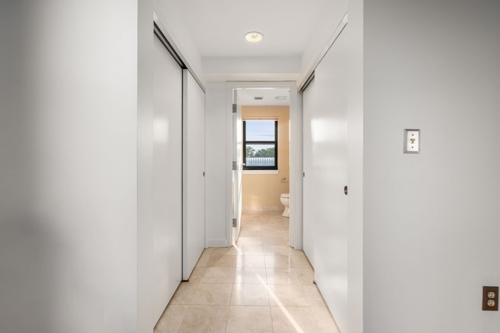 Condominium at 1 Envelope Terrace # 211, Worcester MA 01604, Worcester, photo 14 of 30