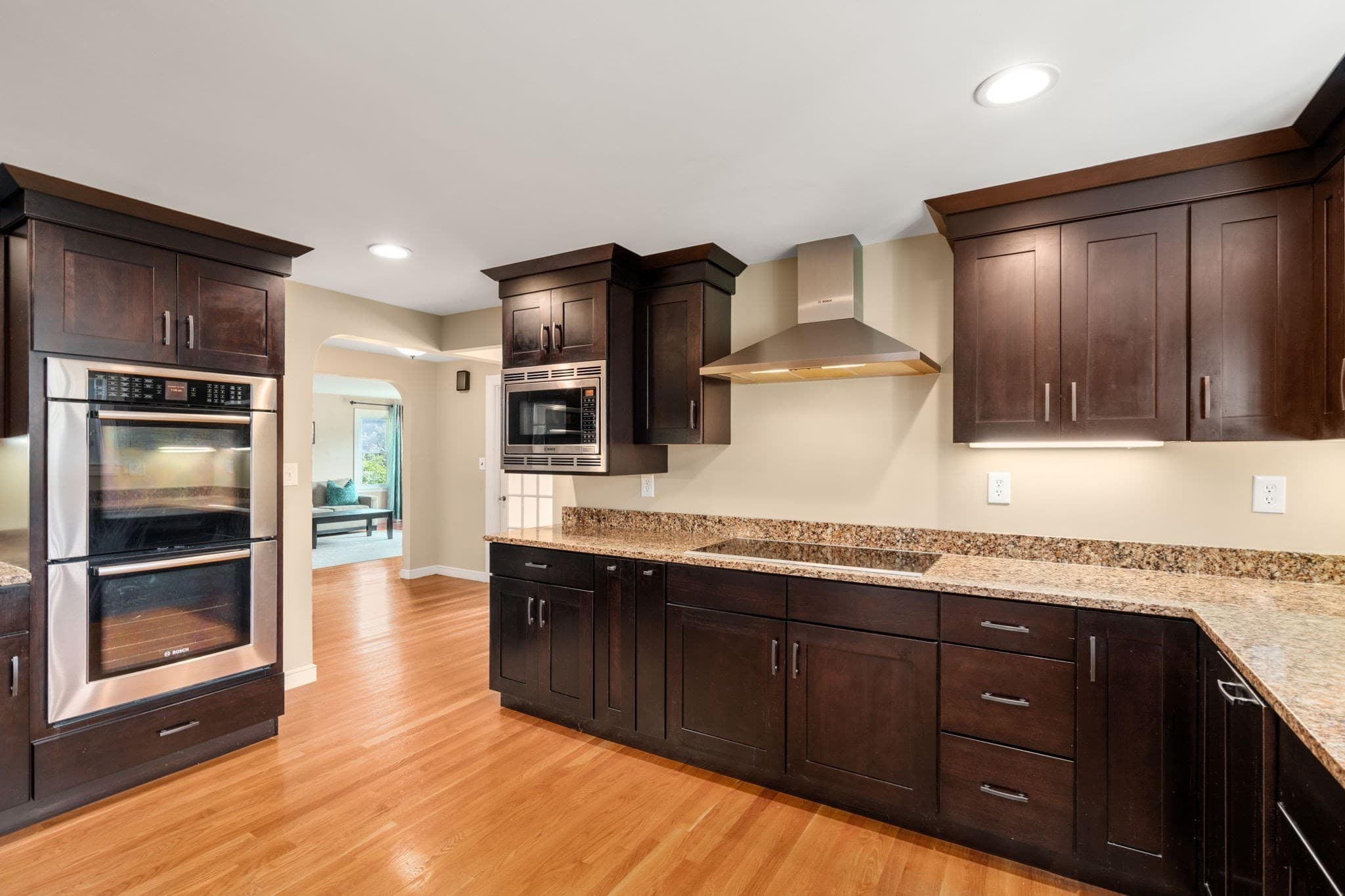 Single Family Residence at 15 Claridge Dr, Worcester MA 01602, Worcester, photo 13 of 30