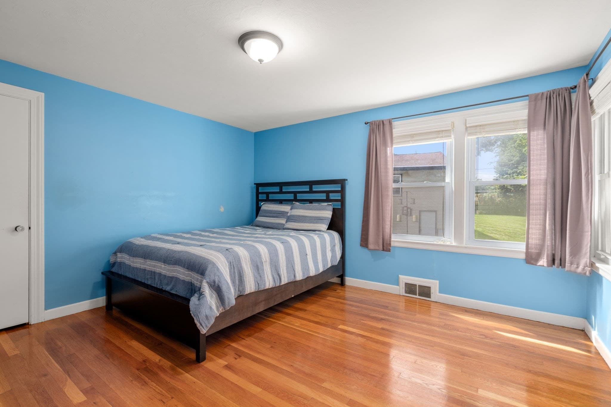 Single Family Residence at 15 Claridge Dr, Worcester MA 01602, Worcester, photo 19 of 30