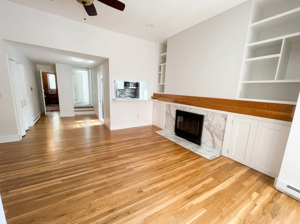 Condominium at 24 Dartmouth # 2, Boston MA 02116, photo 4 of 24