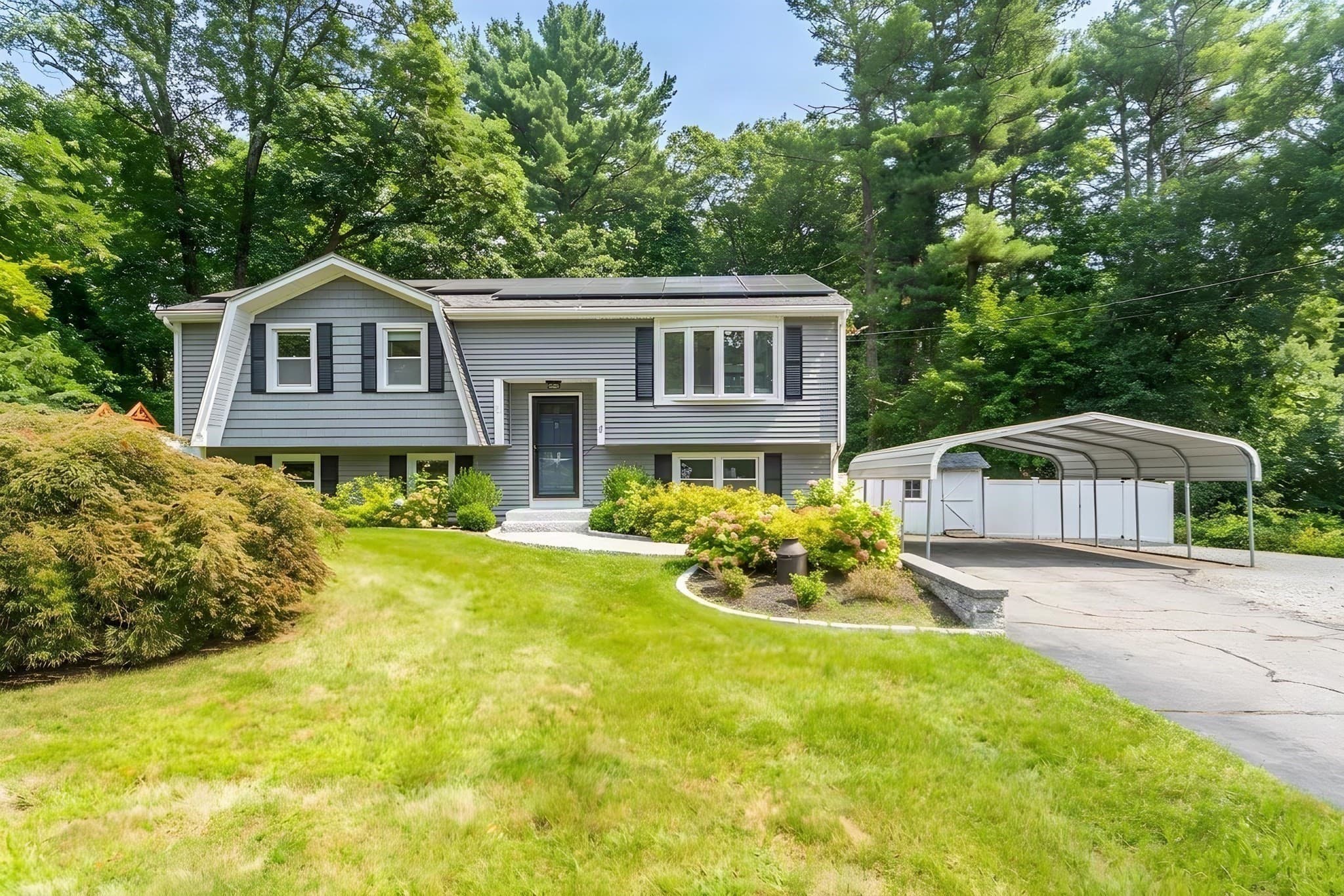Single Family Residence at 3 Short Street, Franklin MA 02038, Franklin, photo 2 of 35
