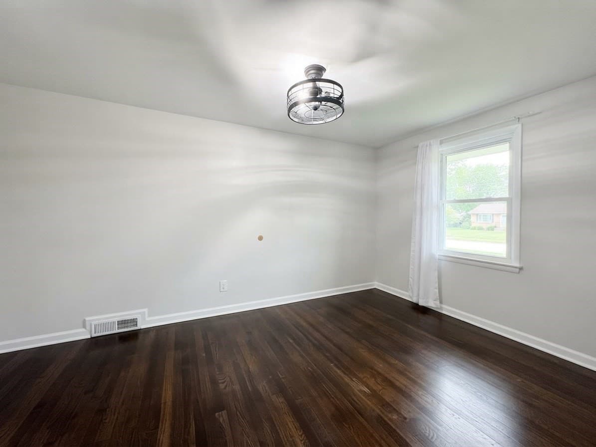 Single Family Residence at 35 W Akard St, Ludlow MA 01056, Ludlow, photo 7 of 15