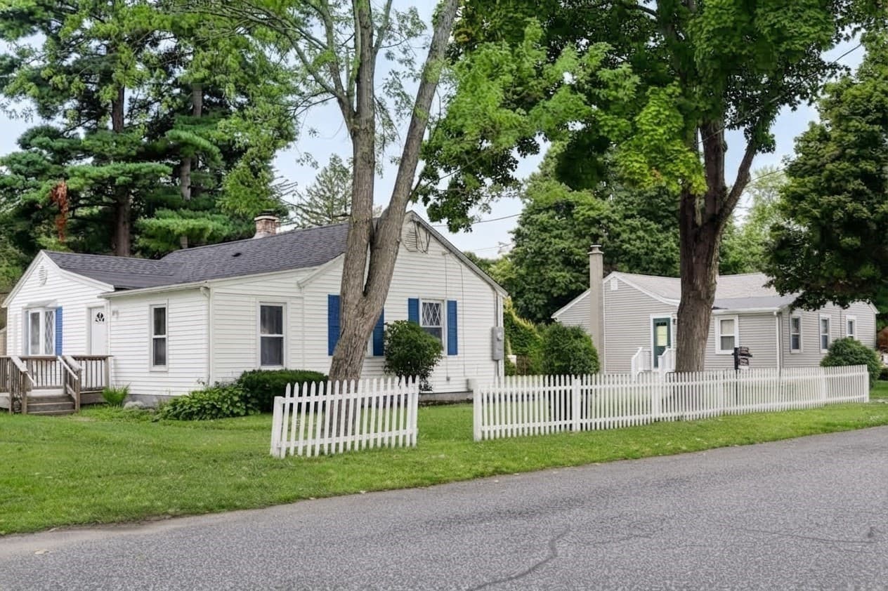 Single Family Residence at 35 W Akard St, Ludlow MA 01056, Ludlow, photo 15 of 15