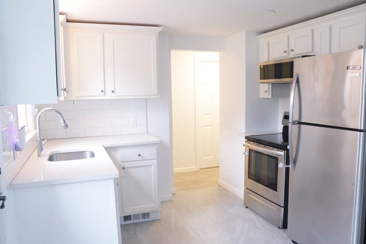 Single Family Residence at 35 W Akard St, Ludlow MA 01056, Ludlow, photo 4 of 15
