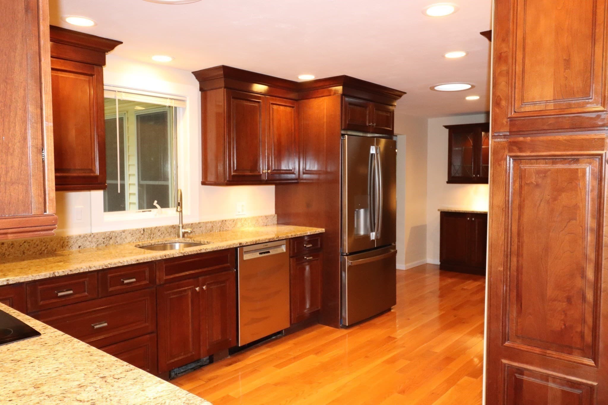 Single Family Residence at 146 Walnut St, Shrewsbury MA 01545, Shrewsbury, photo 7 of 27