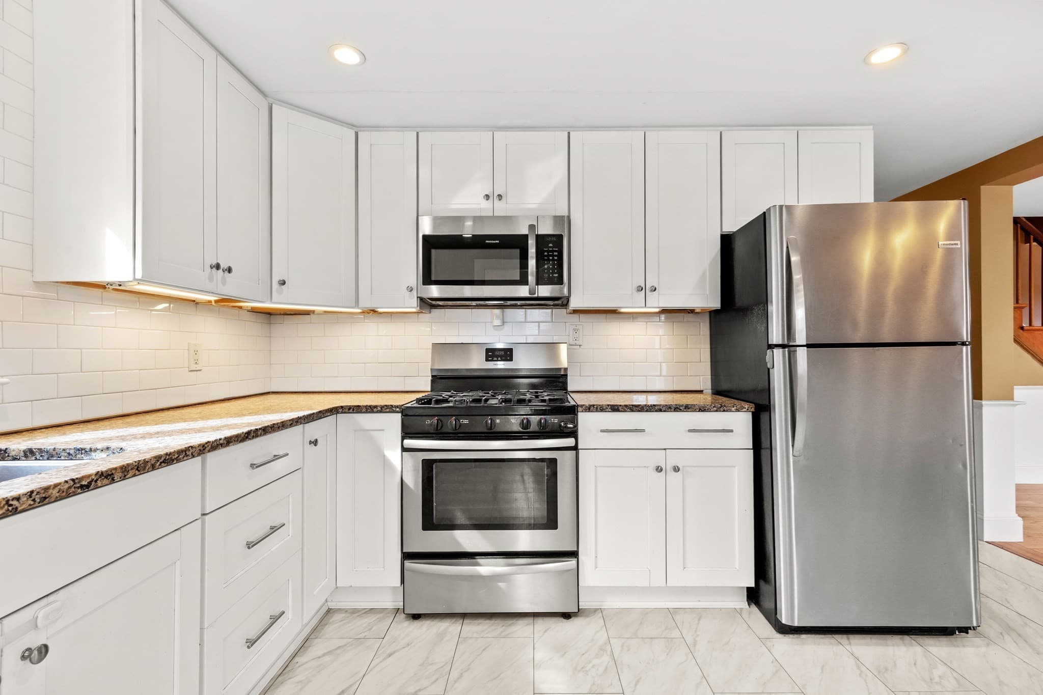 Single Family Residence at 18 Gould Rd, Plymouth MA 02360, photo 9 of 42