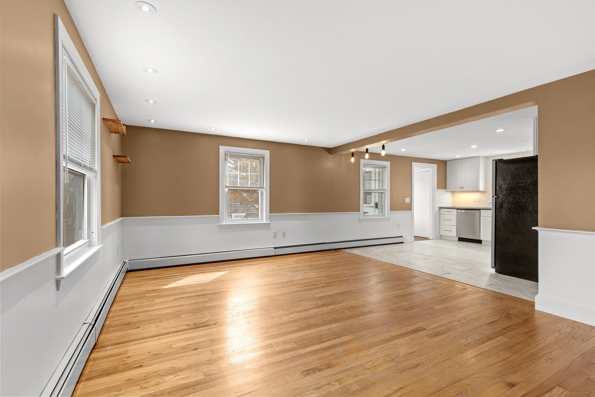 Single Family Residence at 18 Gould Rd, Plymouth MA 02360, photo 11 of 42