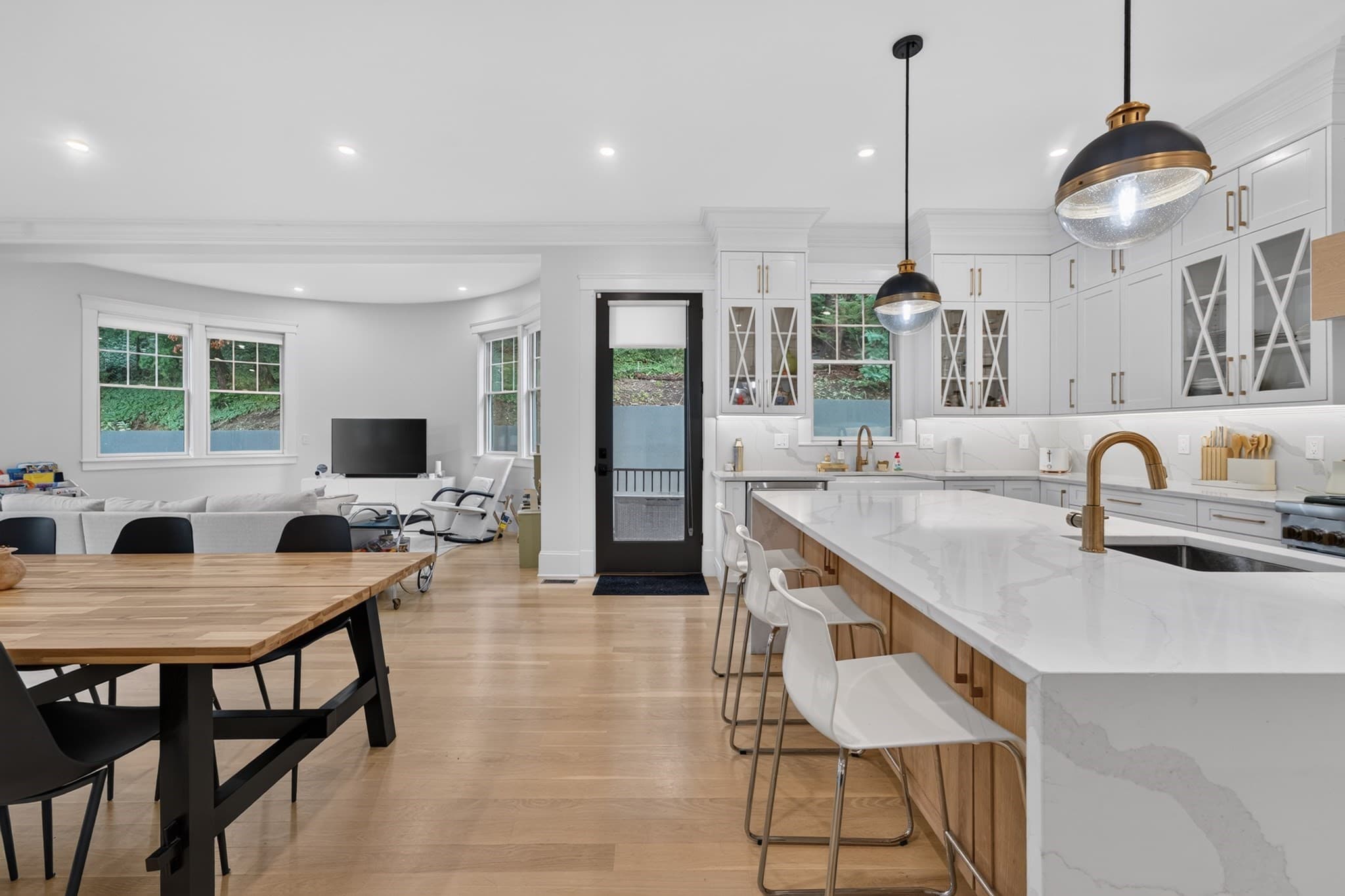 Condominium at 261 Tappan St # 1, Brookline MA 02445, Brookline, photo 4 of 33