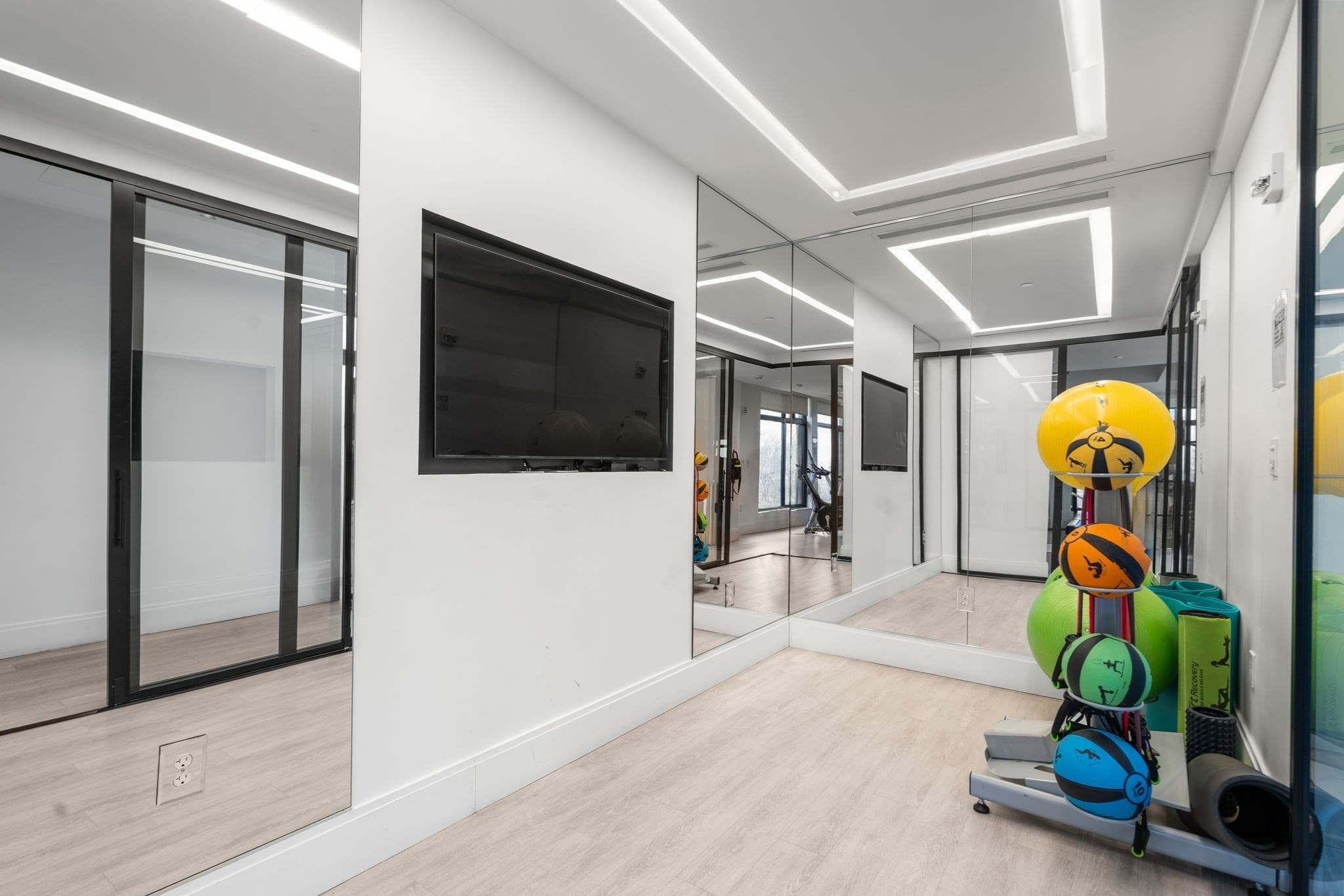 Condominium at 191 Washington Street # 518, Boston MA 02135, photo 20 of 41