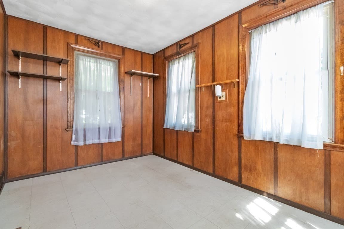 Single Family Residence at 2 Clark Circle, Randolph MA 02368, Randolph, photo 7 of 30